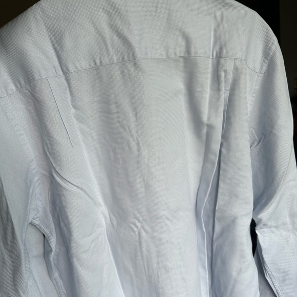 Designer Shirt CLUB MONACO Textured Long Sleeve - Picture 4 of 7